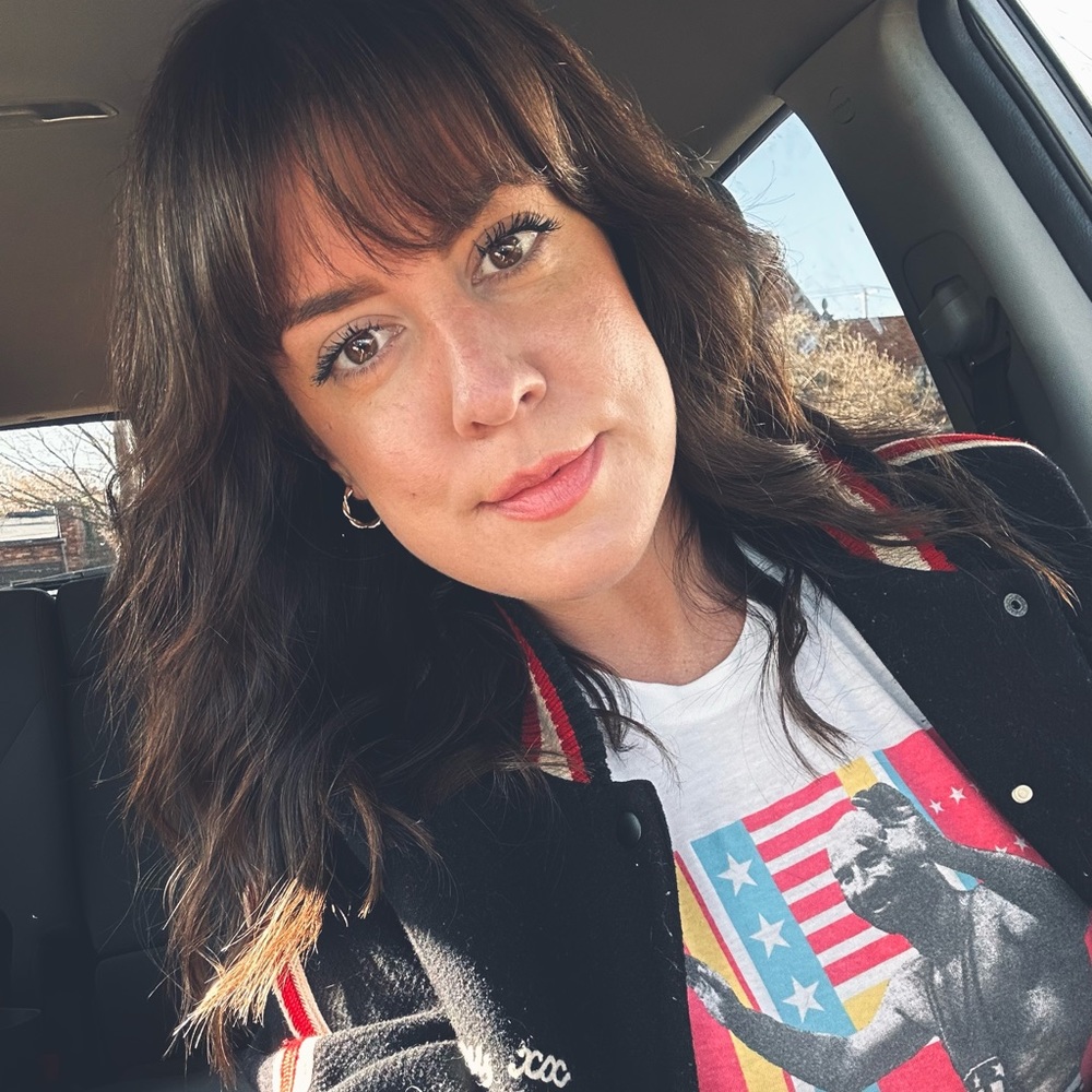 Meet your Posher, Cristina